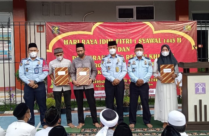 Hari Lebaran, 2 orang Napi Lapas Rangkasbitung Langsung Bebas