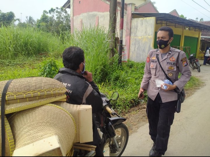 Ajak Jaga Kamtibmas, Kapolsek Cikulur Polres Lebak Iptu Ahmad Sachlan Melaksanakan Silahturahmi ke kantor Camat Cikulur