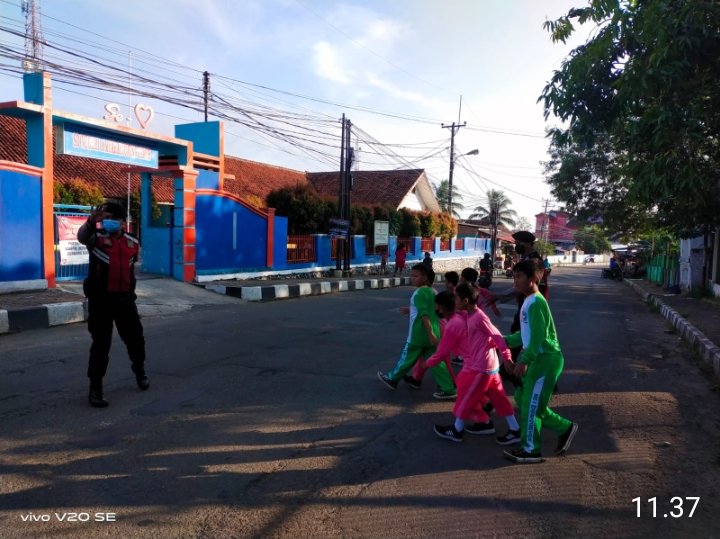 Aman di jalan Raya, Personel SatSamapta Polres Lebak Polda Banten, Laksanakan  “Lebak Mandala”