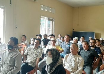 Kapolsek Baros Polresta Serkot Hadiri Rapat Rencana revitalisasi Dan Relokasi Pedagang Pasar Baros