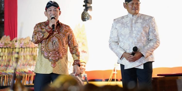 Pagelaran Wayang Kulit, Kapolri: Pelestarian Budaya Hingga Dekat dengan Masyarakat