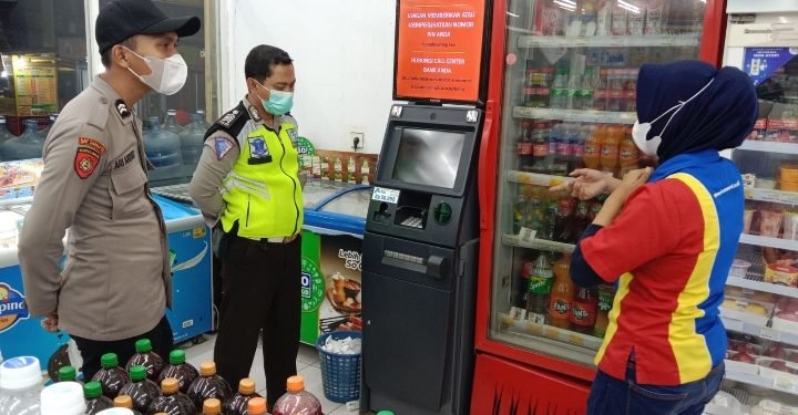 Polsek Ciruas Polres Serang Melaksanakan Patroli KRYD Bubarkan Kerumunan