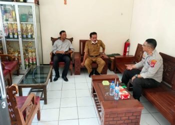 Kapolsek Baros berkunjung ke SMAN 1 Baros Sampaikan himbauan Kamtibmas