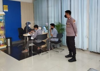 Pengamanan Obyek Vital Bank BJB Oleh Anggota Polsek Baros Polresta Serkot Polda Banten