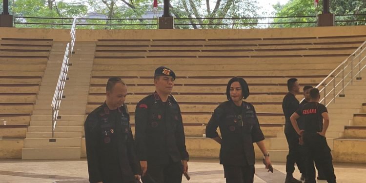 Dansat Brimob Polda Banten Laksanakan Pengecekan Gladi Kotor Upacara Hari Bhayangkara Ke-76