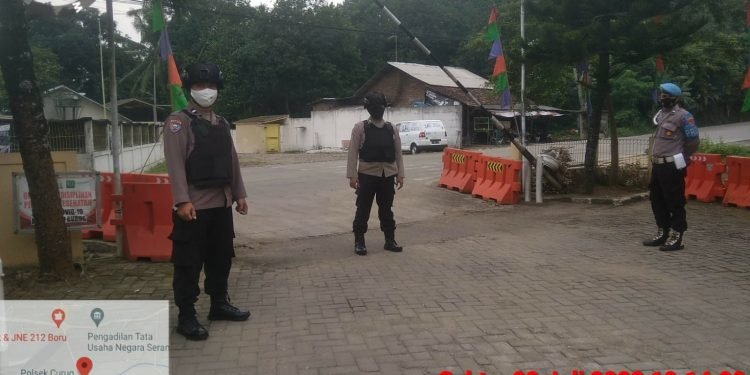Polsek Curug Polresta Serkot Melaksanakan Sistem Pengamanan Mako di Sabtu Pagi.