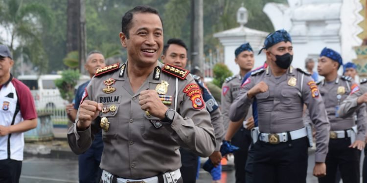 Semarak Hari Bhayangkara Ke-76, Ditlantas Polda Banten Laksanakan Binluh Pada Pelaksanaan Car Free Day