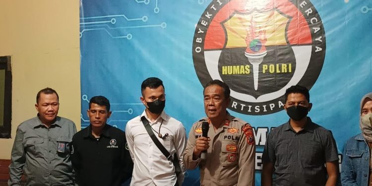 Satreskrim Polresta Serang Kota Klarifikasi Video Viral Oknum Wartawan Berhentikan Kendaraan Secara Paksa