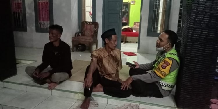 Cara Sambang  Bhabinkamtibmas Pererat Tali Silaturahmi Dengan Masyarakat,Begini Ceritanya;