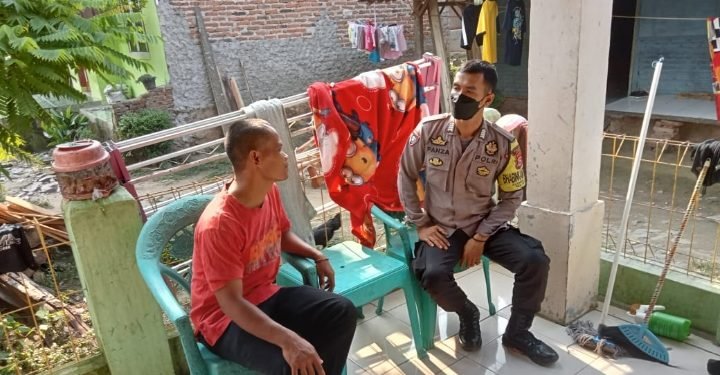 Menjaga Harkamtibmas, Personel Polsek Anyar Polres Cilegon Polda Banten Laksanakan sambang secara dialogis kepada masyarakat