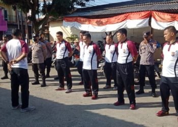 Berikan Arahan Kepada Personil, Kapolsek Baros Polresta Serkot Pimpin Apel Jumat Pagi