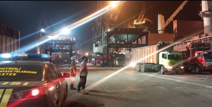 Polsek Kskp Banten Laksanakan Patroli Dialogis Sepanjang Jalur Kawasan Pelabuhan