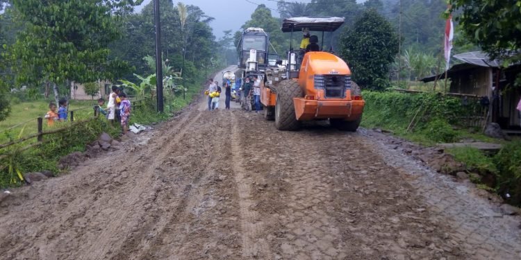 DPUPR Lebak Provinsi Banten Bangun Jalan 30,25 Km di 3 Kecamatan Kabupaten Lebak