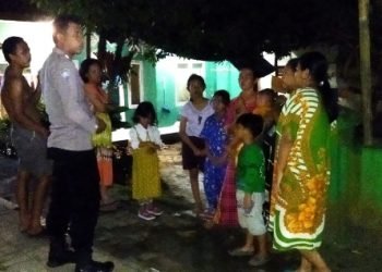 Angggota Polsek Baros Laksanakan Patroli Dialogis Bersama Masyarakat