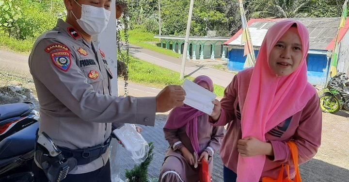 Personel Polsek Lebakgedong Polres Lebak Laksanakan Program Kapolres Lebak “Lebak Kanekes”