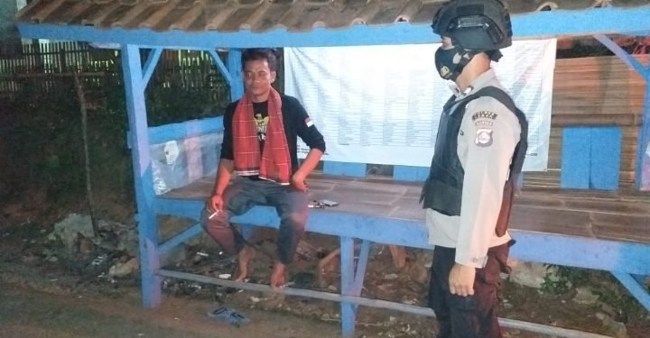 Antisipasi Gangguan Kamtibmas, Polsek Curugbitung Laksanakan Patroli Rutin Malam Hari