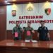 Dua Pemuda Kedapatan Membawa Sajam, Satreskrim Polresta Serang Kota Amankan Pelaku