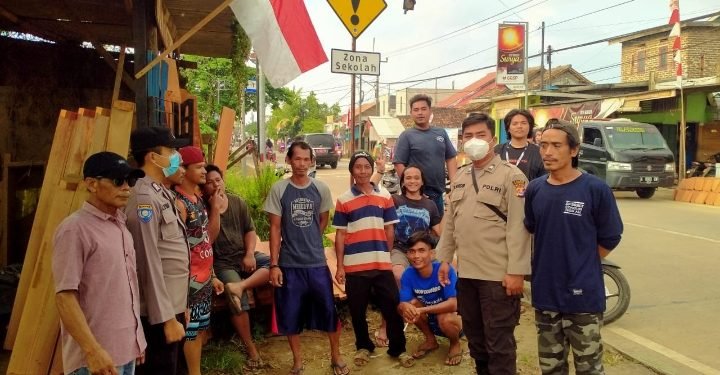 Polsek Kasemen Ciptakan Kondusif, Laksanakan Patroli Rutin Siang Hari kepada warga