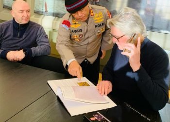 Beri Buku The Golok Karya Kapolda Banten, Tim Bertemu Direktur Museum Nasional Maritim di Amsterdam
