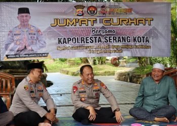 Lewat Jumat Curhat, Kapolresta Serang Kota Dekatkan Diri Dengan Masyarakat
