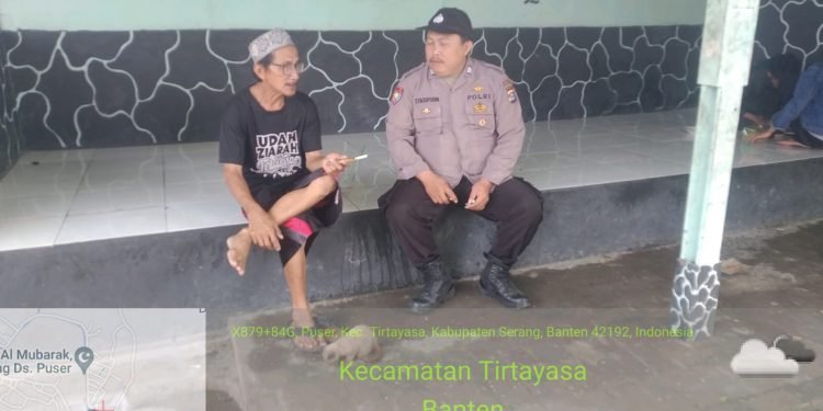Sambangi Tokoh Masyarakat, Bhabinkamtibmas Bripka Syaripudin Beri Pesan Kamtibmas