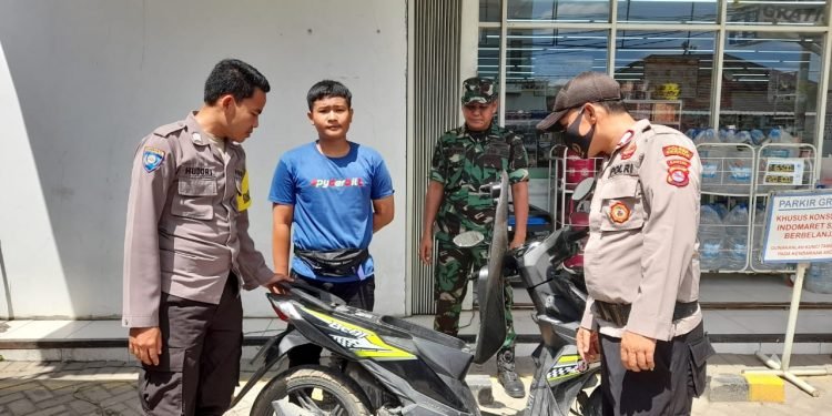 KRYD Antisipasi Gangguan Kamtibmas, Polsek Kopo Polres Serang Laksanakan Patroli Dialogis