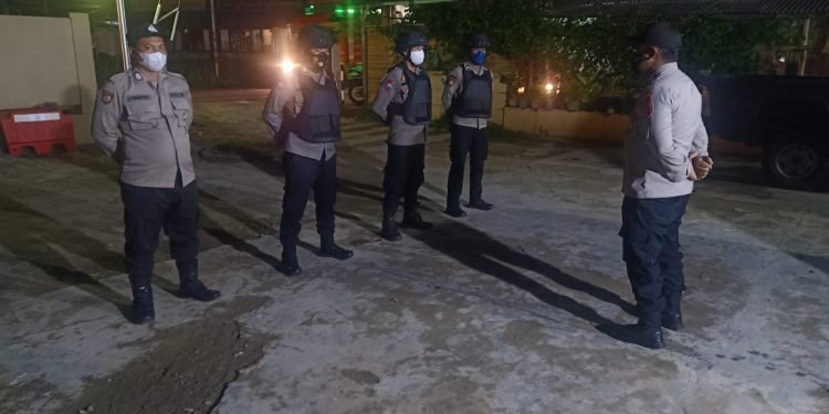 Mengantisipasi Gangguan Keamanan, Pawas Polsek Petir Polres Serang Gelar Sispam Mako