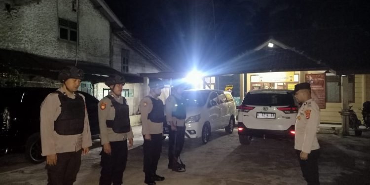 Mengantisipasi Gangguan Keamanan, Kapolsek Petir Gelar Sispam Mako Polsek Petir Polres Serang