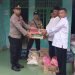 Bentuk Kepedulian, Polsek Jawilan Bantu Korban Kebakaran di Desa Jawilan