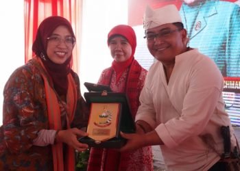 Danrem 064/MY Dan Ketua Persit KCK Koorcabrem 064 Sambut Kunjungan Ketum Persit KCK Di Suku Adat Baduy