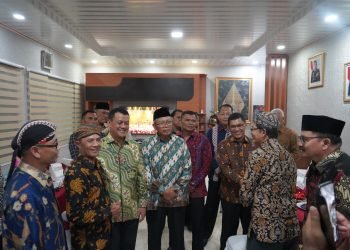 Korem 064/MY Dan Polda Banten Nobar Wayang Orang Pandawa Boyong