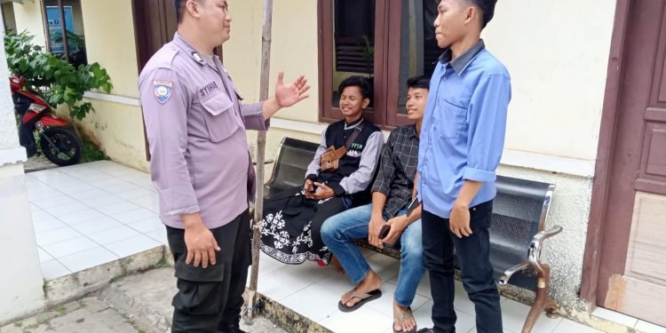 Rangkul Para Pemuda, Upaya Personel Bhabinkamtibmas Polsek Mancak Polres Cilegon Polda Banten Ajak Peran Aktif Jaga Kamtibmas