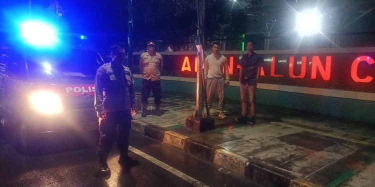 Jaga situasi Kamtibmas Tetap kondusif Polsek Purwakarta Laksanakan Giat KRYD