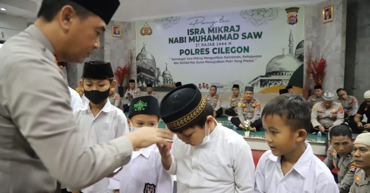 Polres Cilegon Polda Banten Peringati Isra Miraj Nabi Muhammad SAW 1444 H Tahun 2023