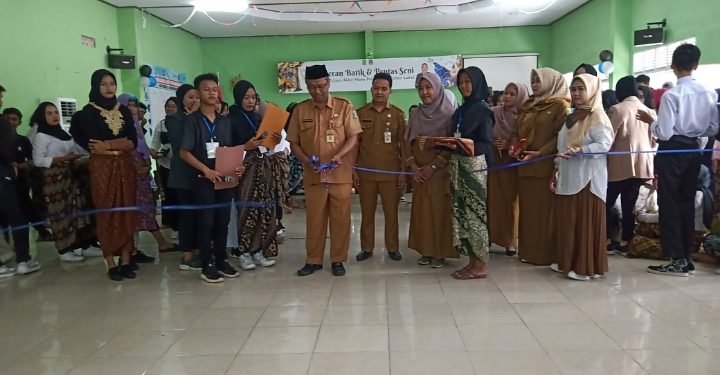 Pentas Seni Dan Pameran SMK 1 Rangkasbitung di Buka Oleh Wakil Kepala Sekolah