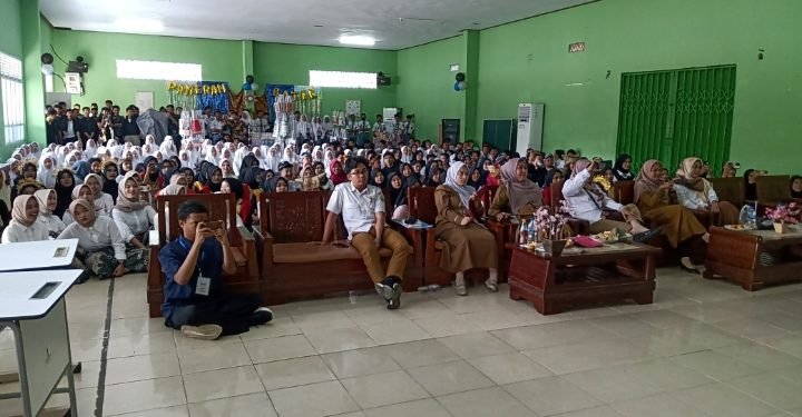 Sekolah SMK  Negeri 1 Rangkasbitung Gelar Pentas Seni dan Pameran Batik Banten