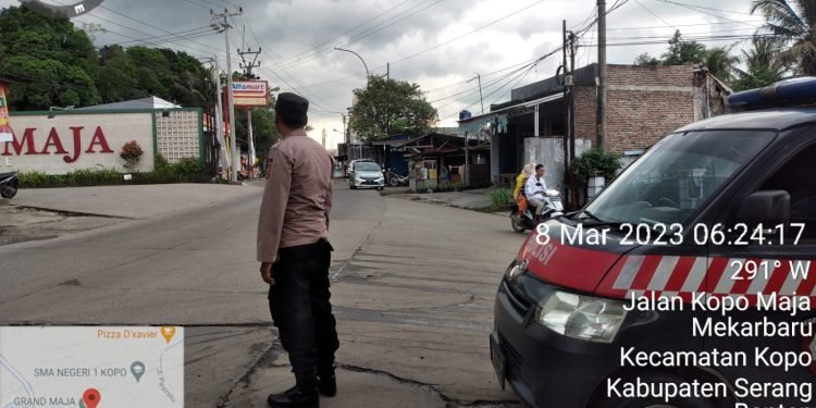 Polsek Kopo Polres Serang melaksanakan kegiatan Strong Point Pagi