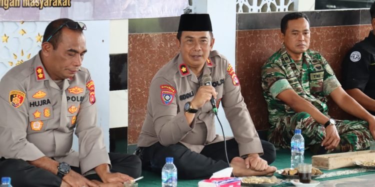Polresta Serang Kota Laksanakan Jumat Curhat Bersama Kepala Desa dan Camat Baros