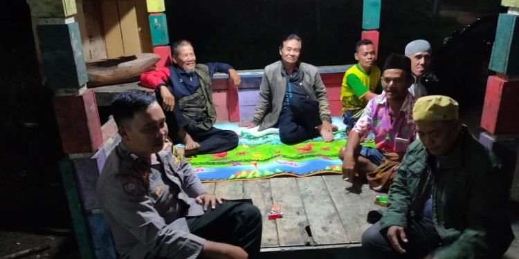 Polsek Rangkasbitung Polres Lebak Intens Laksanakan Giat Ronda Siskling Antisipasi Pencurian di Pemukiman