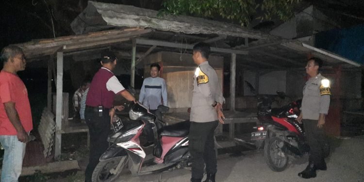 Tekan Gangguan Kamtibmas, Jajaran Personel Polsek Bojonegara  Polres Cilegon Nyalakan Blue Light Patrol Dukung Program Quick Wins Presisi Polri