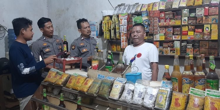 Ciptakan situasi Kamtibmas  menjelang Ramadhan Anggota Polsek Warunggunung Laksanakan OPS  pekat maung 2023