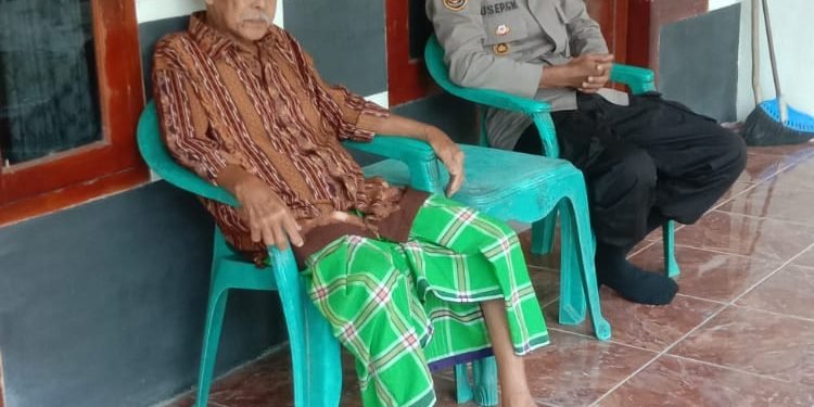Kapolsek Bojongmanik Polres Lebak Silaturahmi sambangi tokoh Masyarakat Bojongmanik