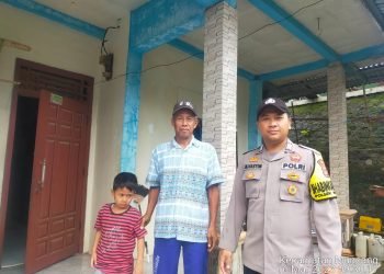 Pastikan warga Tentram, Bhabinmas Polsek Muncang Polres Lebak, Sambang Ke Desa Tanjungwangi