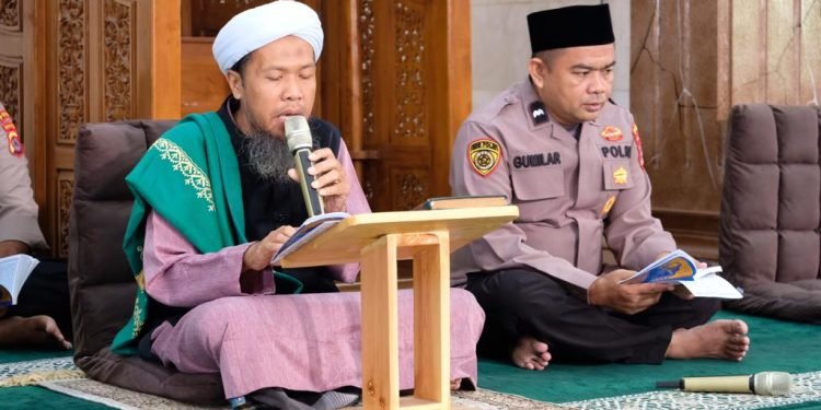 Tingkatkan Iman dan Taqwa, Personel Polda Banten Ikuti Pembinaan Rohani dan Mental
