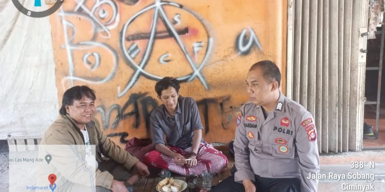 Kanit Binmas Polsek Muncang Polres Lebak, Sambang ke Desa Ciminyak