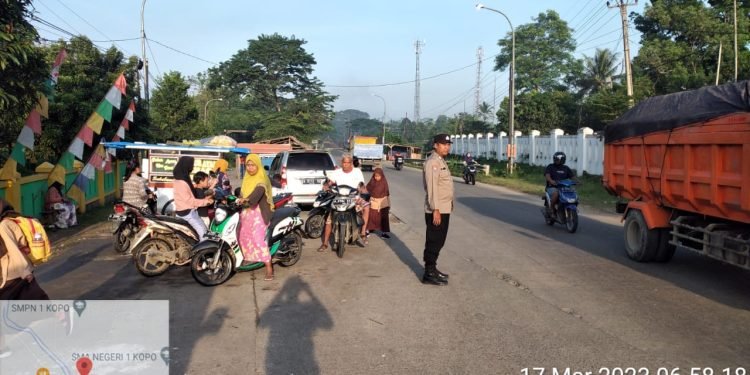 Polsek Kopo Polres Serang melaksanakan kegiatan Strong Point Pagi