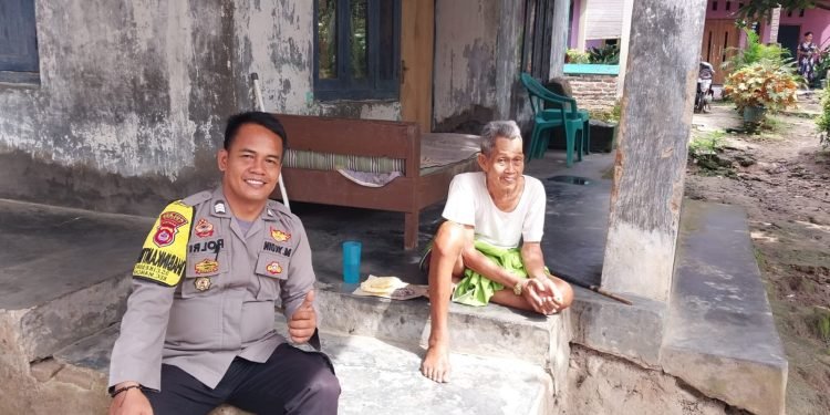 Sowan Kasepuhan, Upaya Personel Bhabinkamtibmas Polsek Mancak Polres Cilegon Polda Banten Bangun Kedekatan Emosional