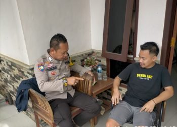 Menindaklanjuti Program Kapolri Quick Wins Presisi, Bhabinkamtibmas Polsek Cileles Polres Lebak Giat Sambang Ke Desa Binaan