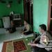 Menindaklanjuti Program Kapolri Quick Wins Presisi, Bhabinkamtibmas Polsek Cileles Polres Lebak Giat Sambang Ke Desa Binaan
