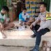 Obralan Santai Bhabinkamtibmas Polsek Petir Polres Serang Dengan Kepala Desa Binaannya  Melalui “Yuk Ngopi Wae”